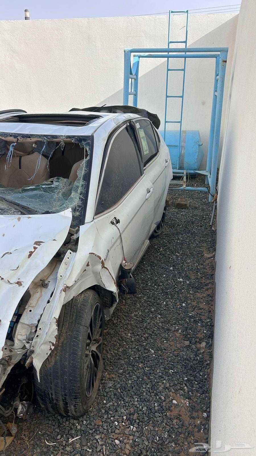 2020 Camry Hybrid crashed63013886841731112