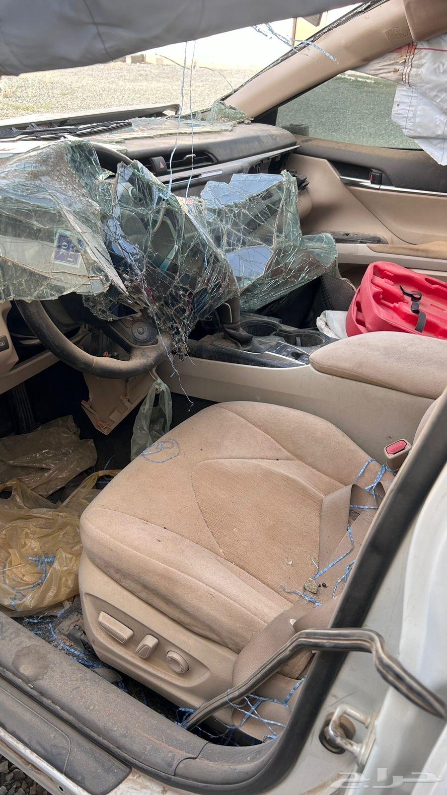 2020 Camry Hybrid crashed63013886841731111