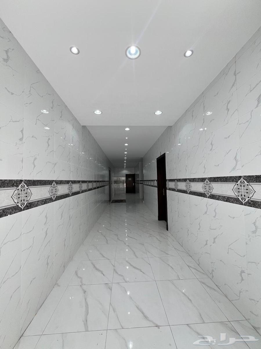 Apartment for sale in Dammam, Al-Nour district, priced at 350 thousand, installed air conditioners63012487545474111
