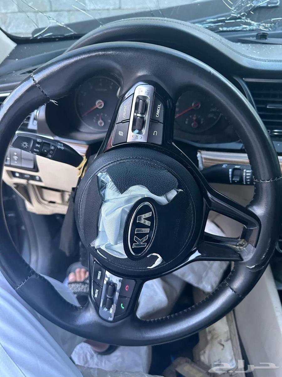 Kia Kadenza 201863016590489986111