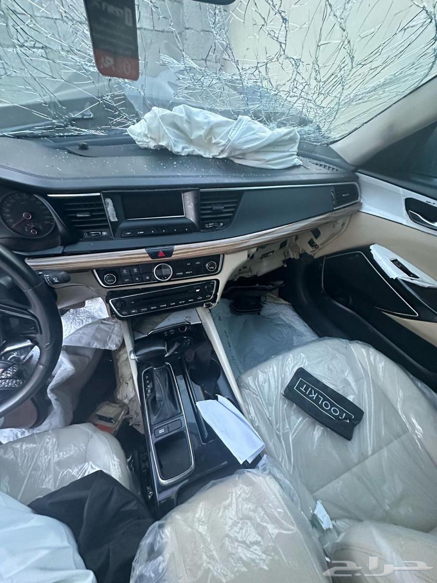 Kia Kadenza 201863016590489986113