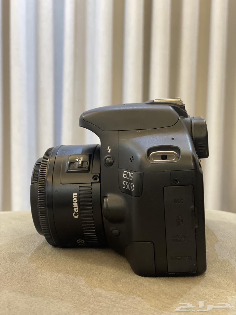 Canon D550 camera with lens63066782720385111