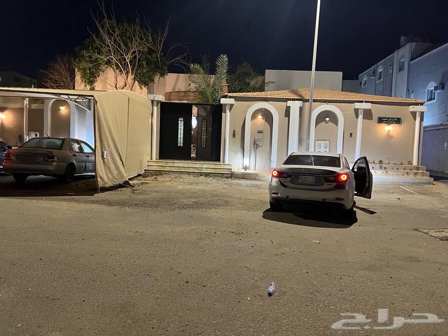 دور للبيع