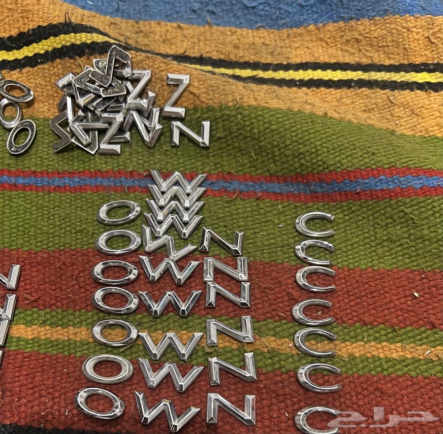 For sale, suitcase letters for Nicon Town Car63223875430017111