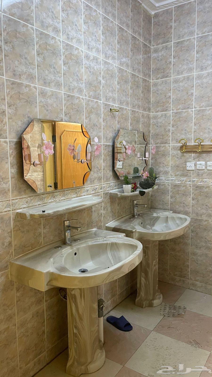 Daurin Villa and annex for sale, Al-Duwaikh neighborhood63006347772418112