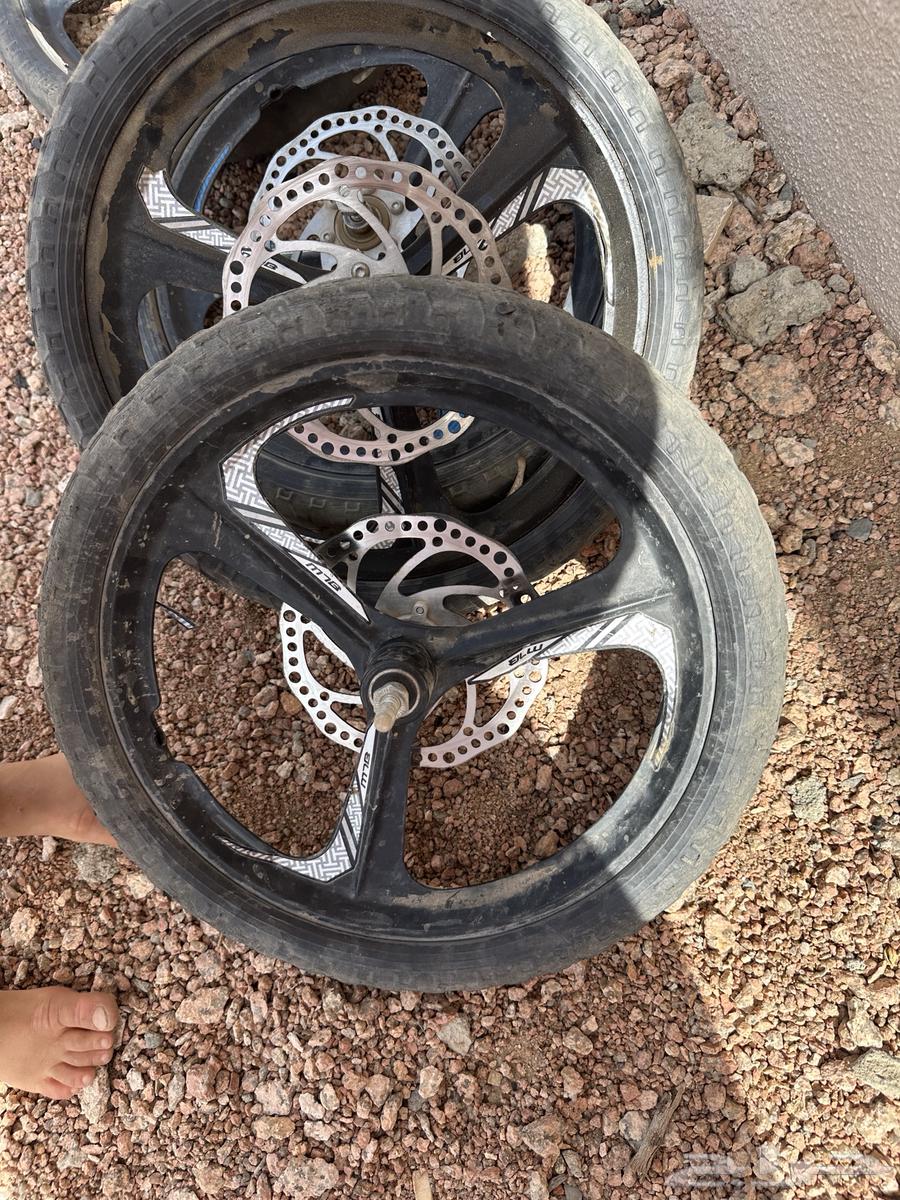 Bicycle tires and rims 1663023330873729114