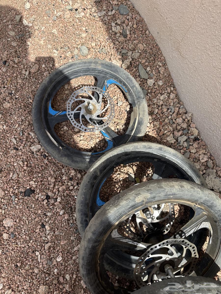 Bicycle tires and rims 1663023330873729113