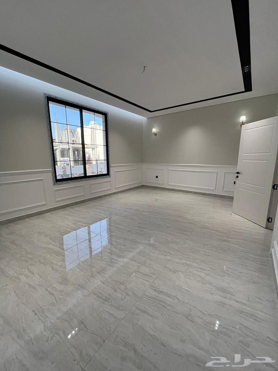 Ownership apartments with roofs and internal courtyards63014281126018114