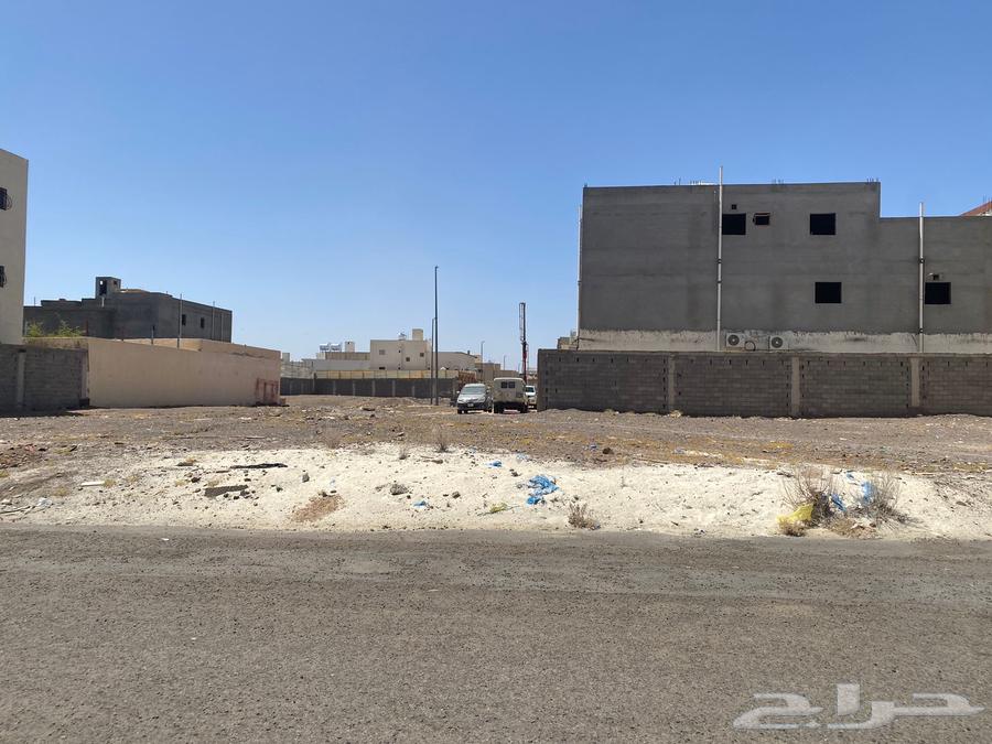 ارض للبيع
