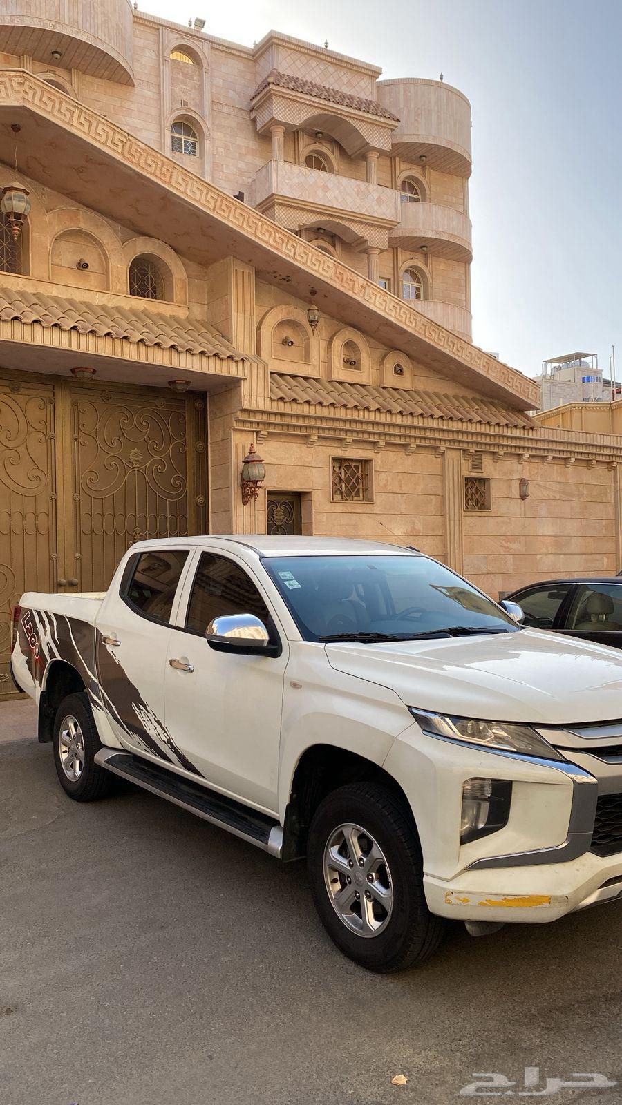Mitsubishi L200 202263152332098690113