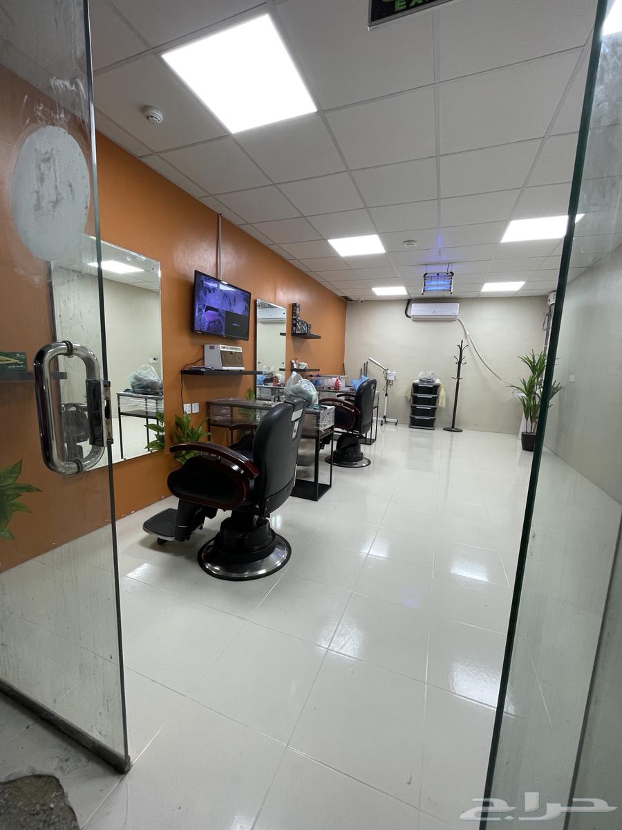 Barber for Al-Taqbil Al-Shiqiq63437975718657114