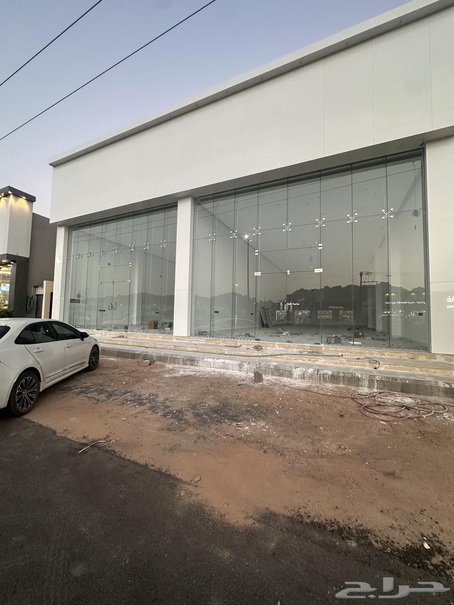 للايجار صالات تجارية بحي الوادي630109130406411114