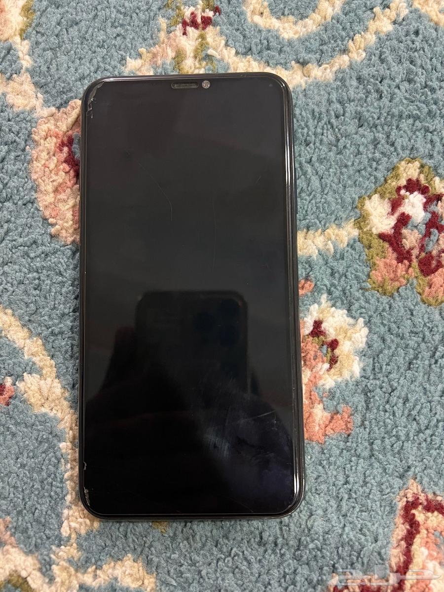 اعرض لكم ايفون 11 بروماكس  256 قيقا   71 البطاريه63015894450690111
