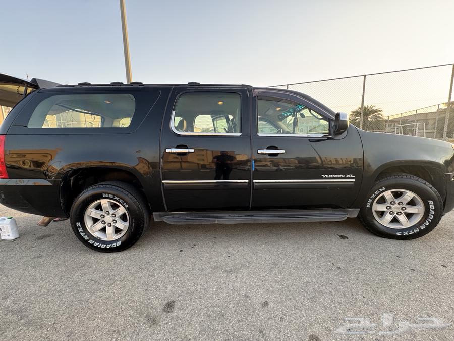 يوكن اكس ال 2011 GMC Yukon XL نظيفة للبيع63616154245379113