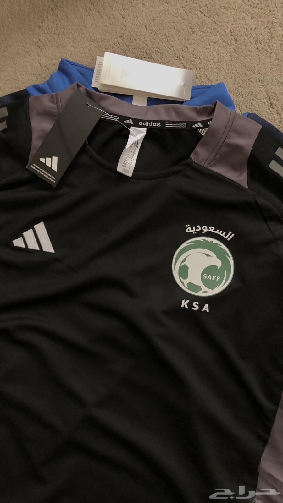اطقم تيشيرت تمارين المنتخب السعودي 24-2563056759152769111