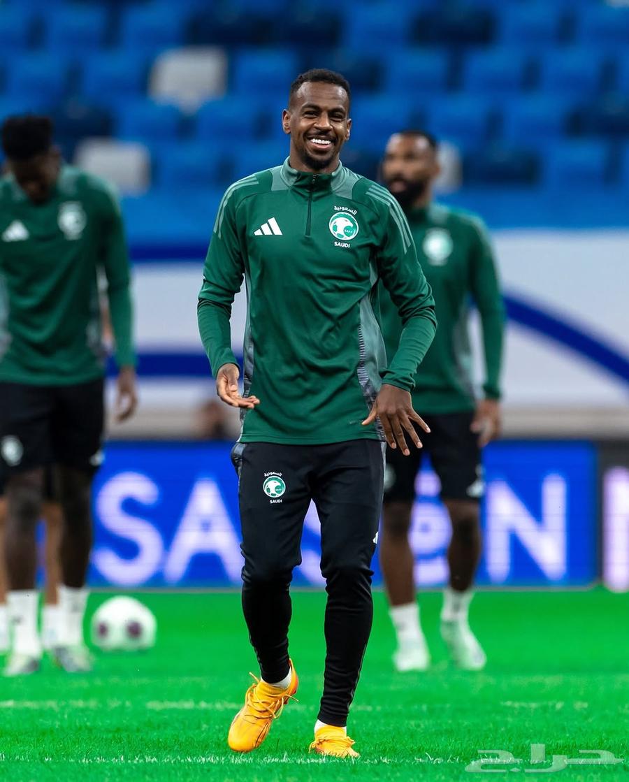اطقم تيشيرت تمارين المنتخب السعودي 24-2563056759152769113