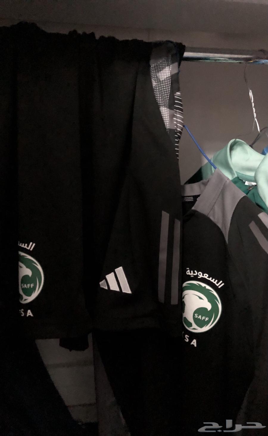 اطقم تيشيرت تمارين المنتخب السعودي 24-2563056759152769114