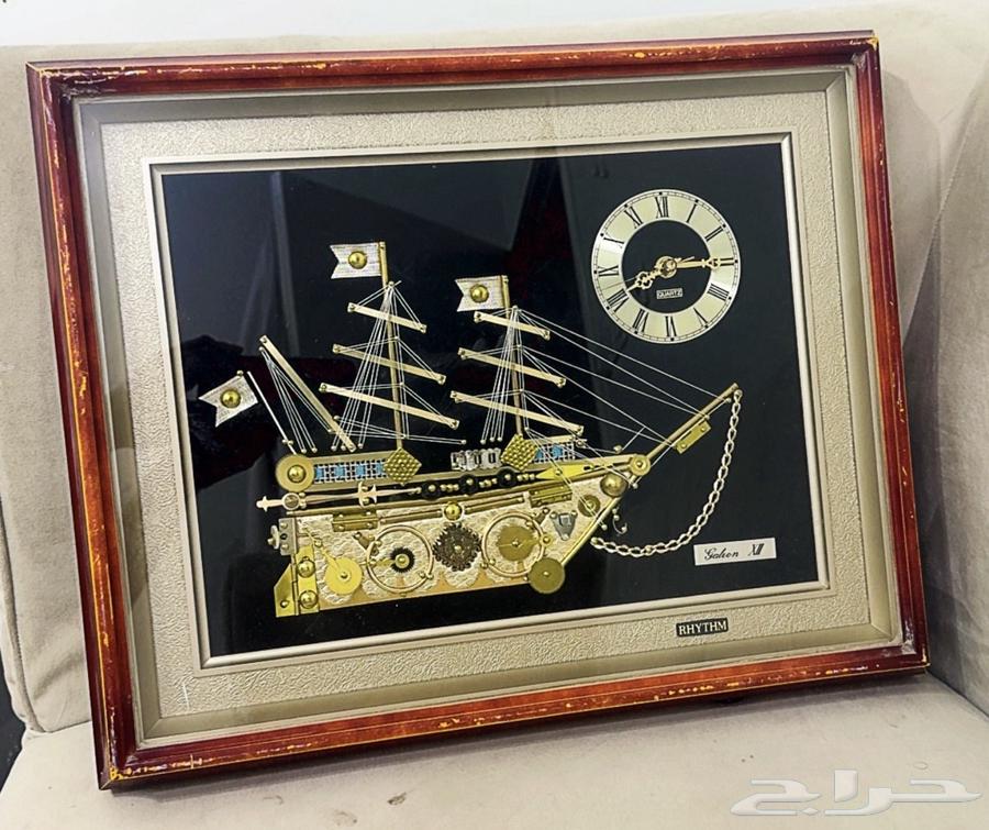 A classic wooden clock frame made of linden wood in the shape of a sailboat.63152048060674113