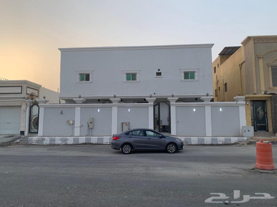 Two shops for sale62889410028674116