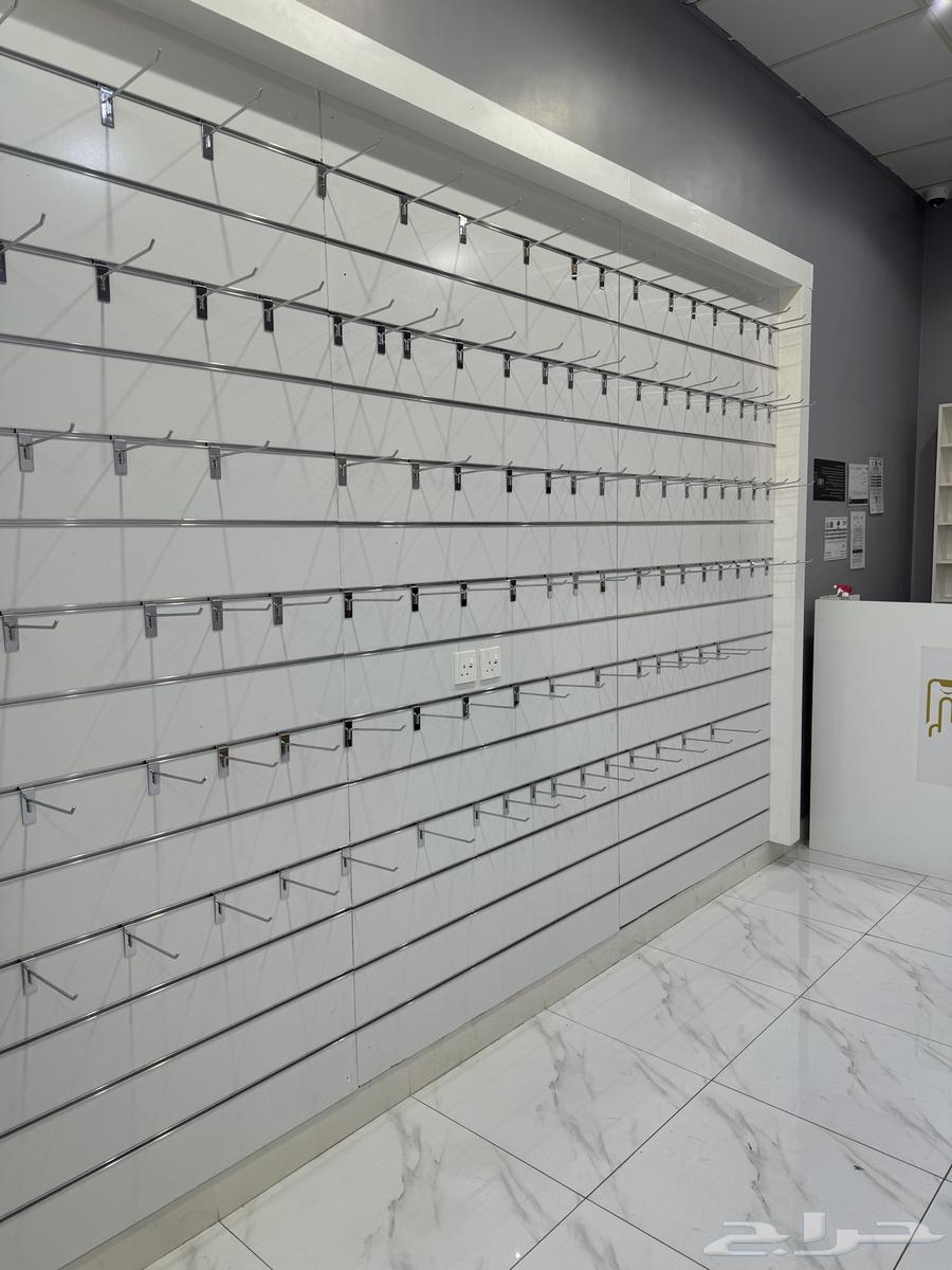 Decorations for a communications store63441111753857112