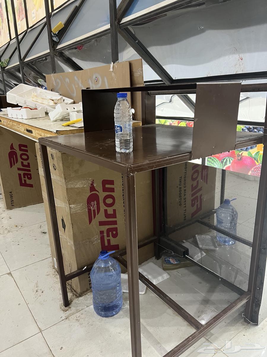 محل خضار كامل بديكورات وثلاجات للاجار63441028416259114