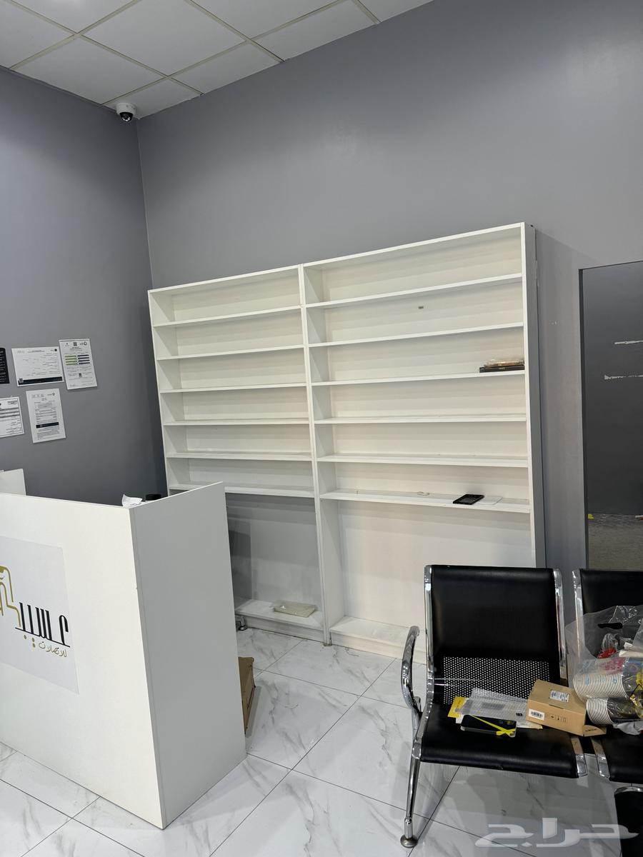 Decorations for a communications store634411117538571129