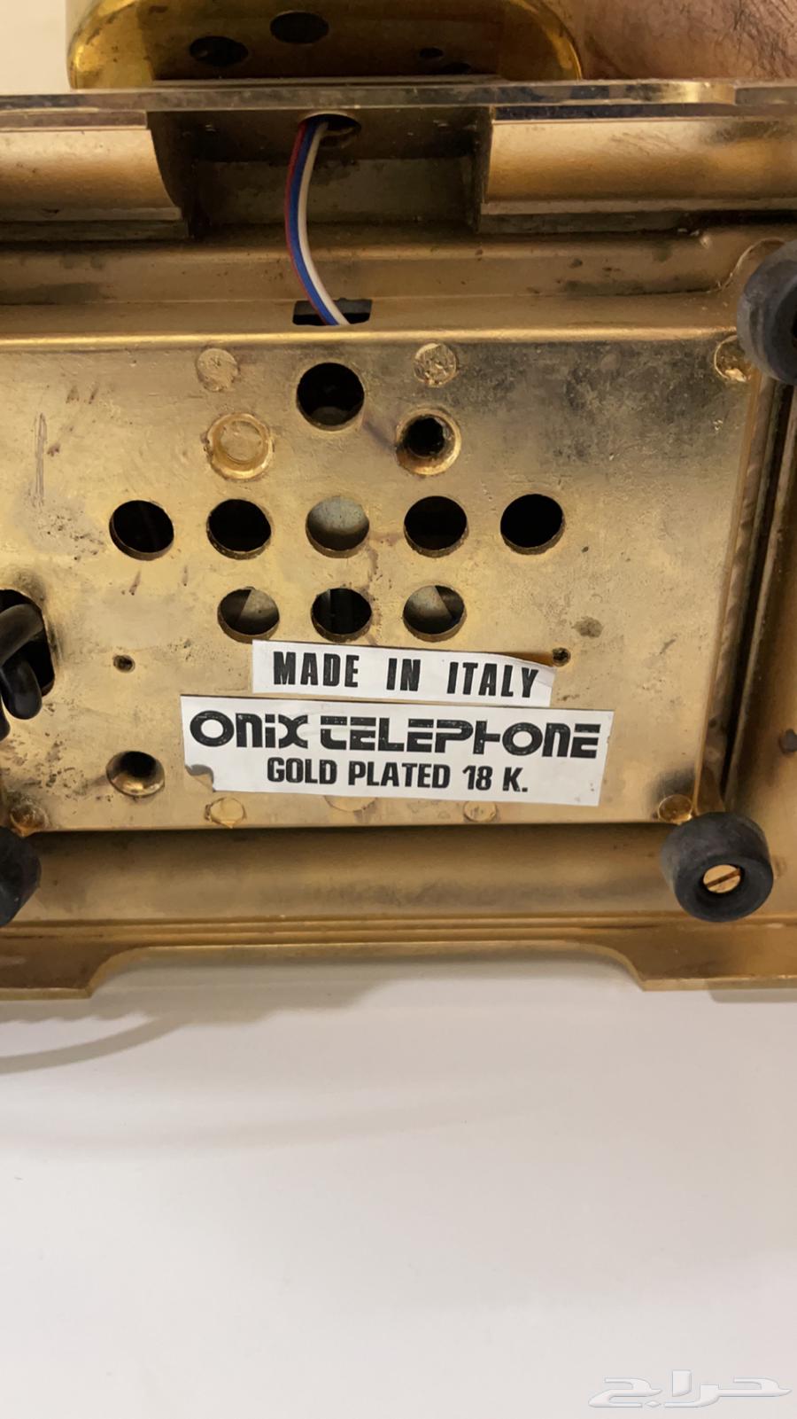 A very rare old original phone, not Chinese, Italian and Japanese.63421707569027112