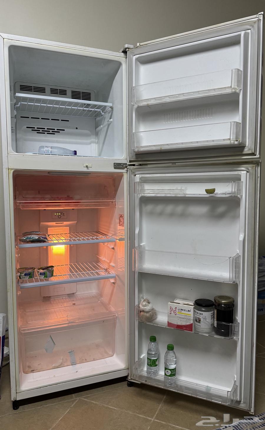 ثلاجة ال جي بحالة جيدة جدا63419813634051111