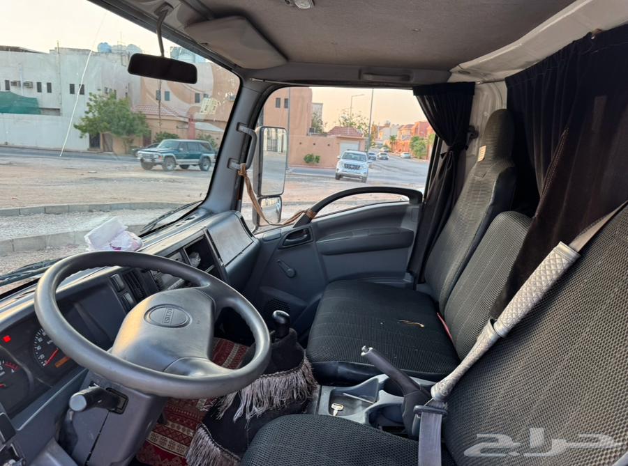 سطحة ايسوزو 2016 6 طن NQR63034449574401112