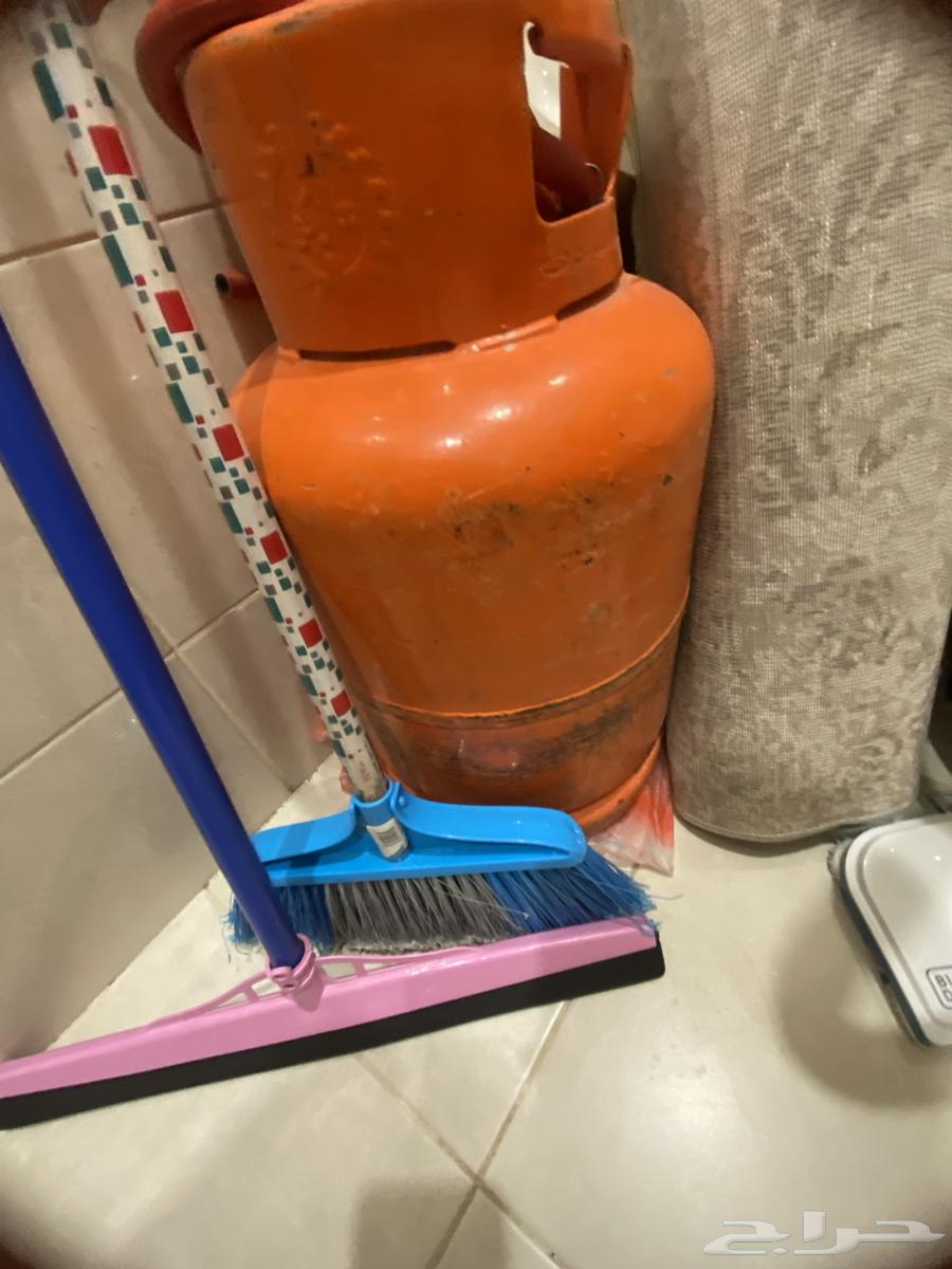 Gas cylinder with regulator 200 riyals634201269288971119
