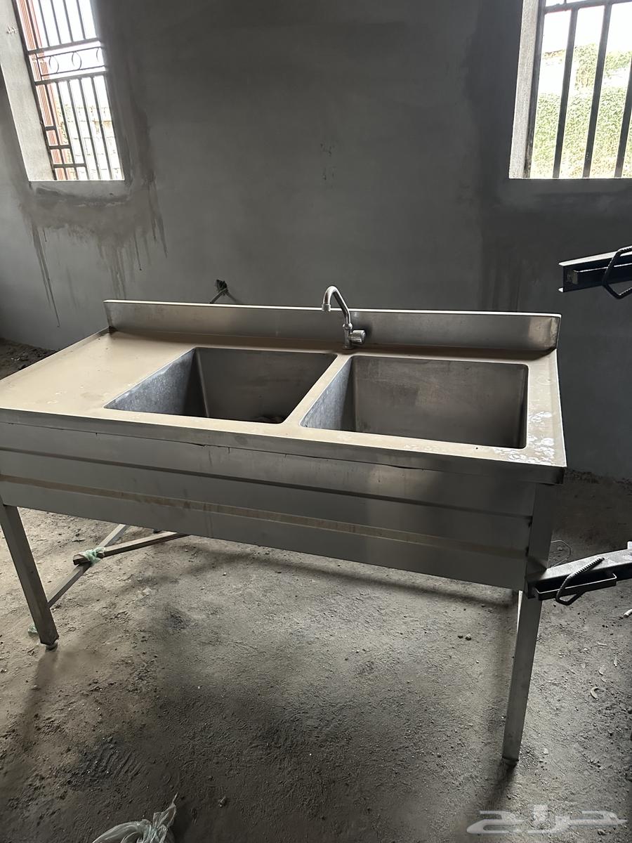 Oven for slaughtering, large enough for two small sacrifices, and a stainless steel sink with two basins634212240355861113