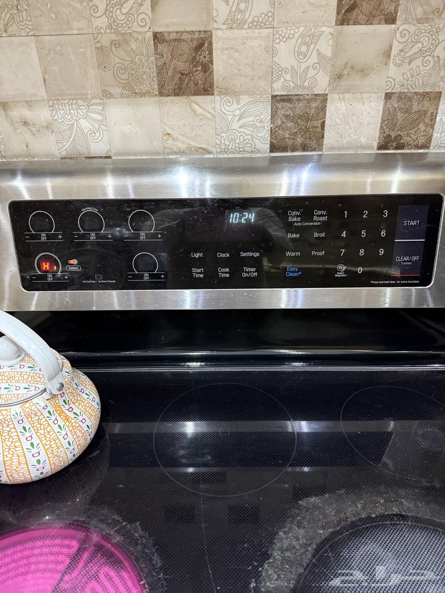 Electric oven and grill oven63421223627394112