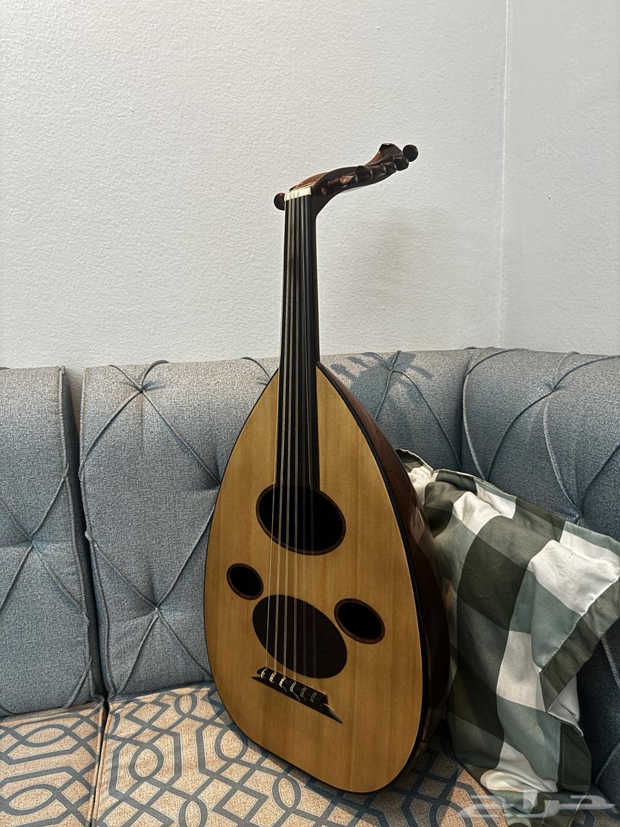 Oud strings, Dagr, need no introduction.63421877348098111