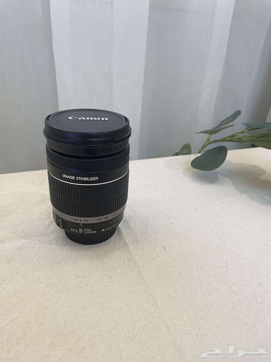 عدسة كانون EF-S 18-200mm IS63421307326082111