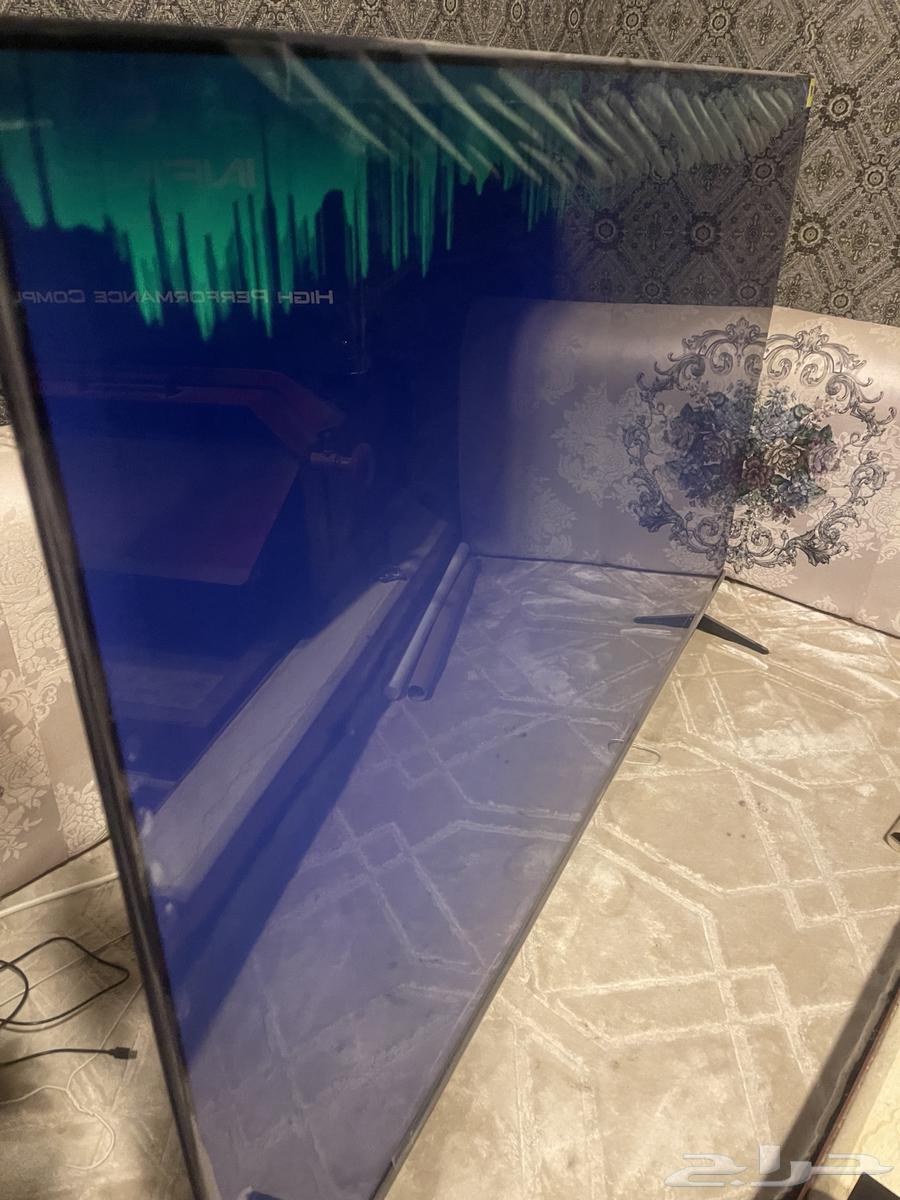 70-inch Hisense screen with internal damage, used for a week63420377359873111