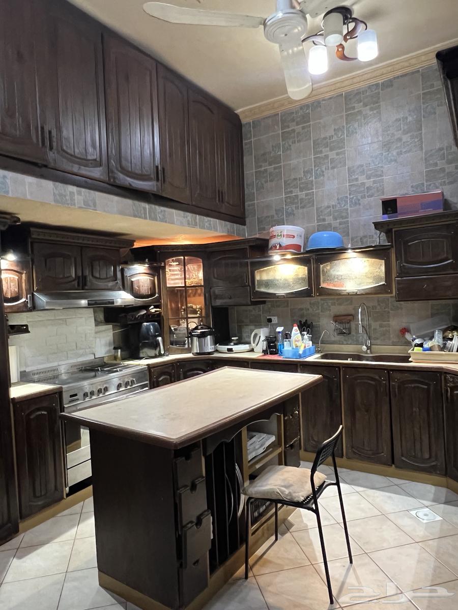 غرفه معيشه ومطبخ للبيع63420433145986112
