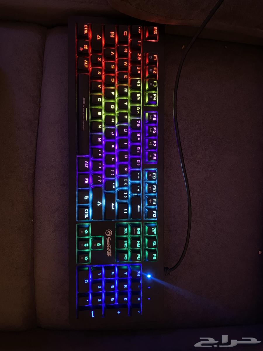 كيبورد كامل RGB63421364411137112