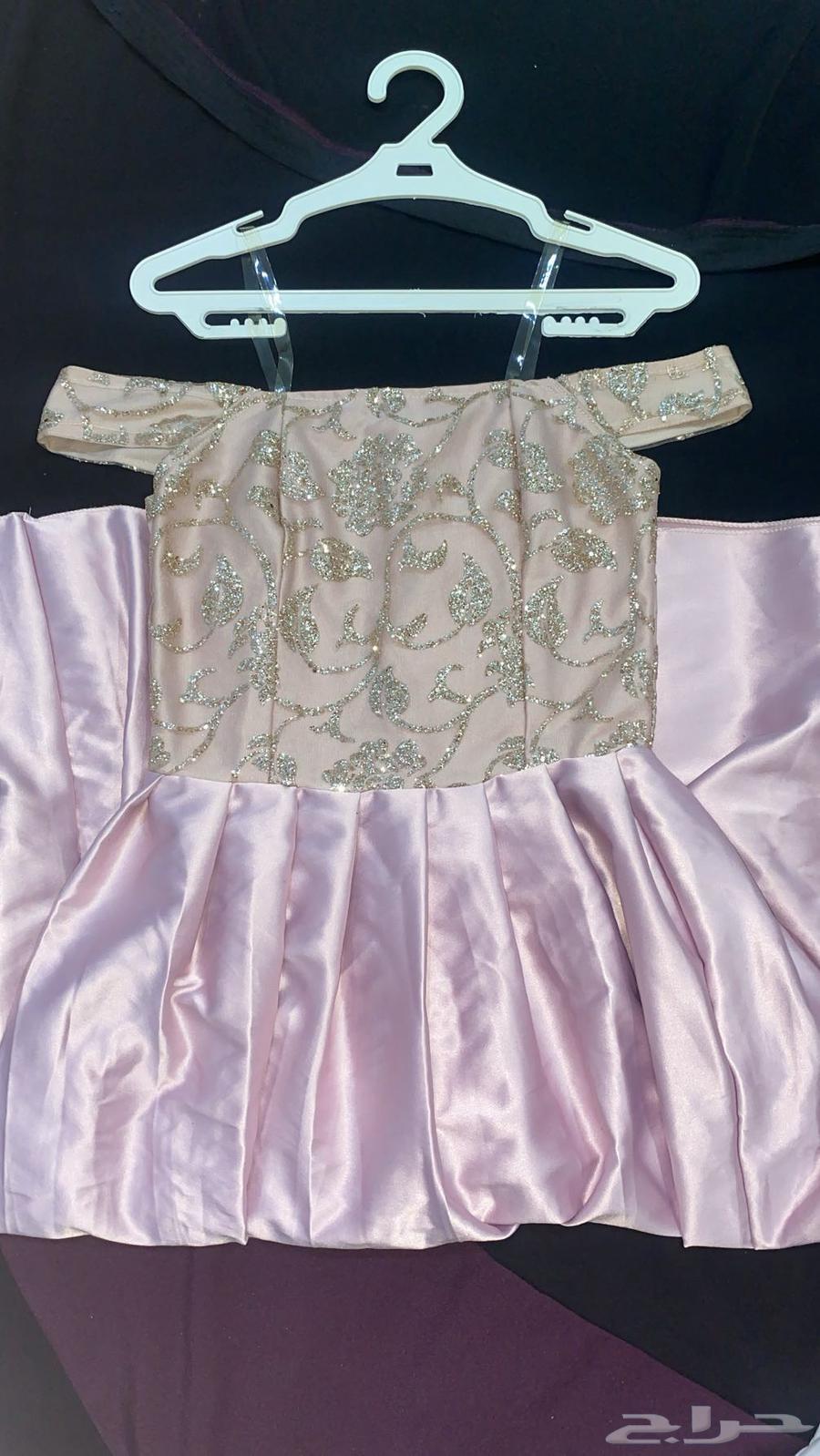 New dresses that have never been used63419759308162115