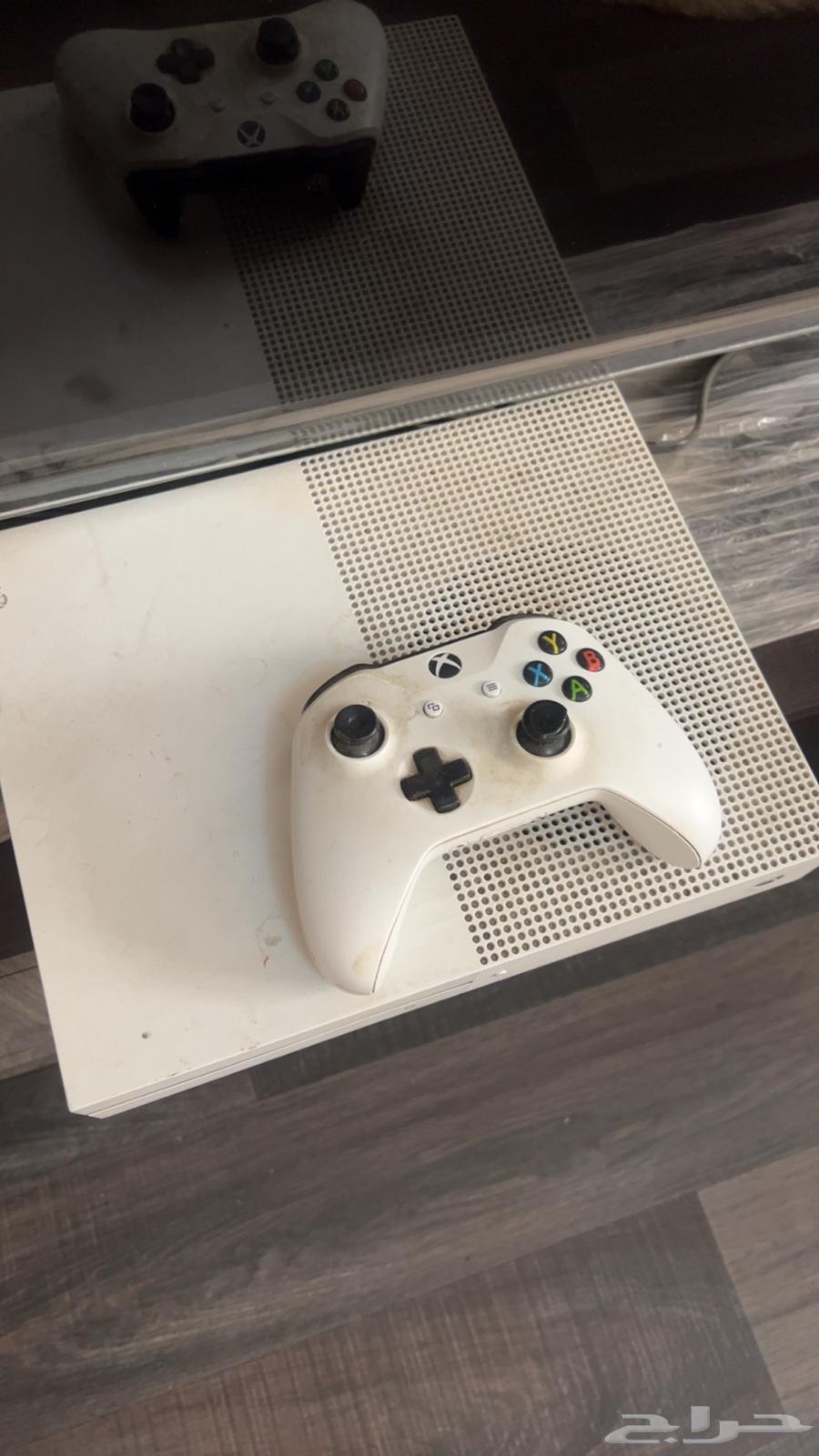 Xbox One white 500 GB634212235889941112