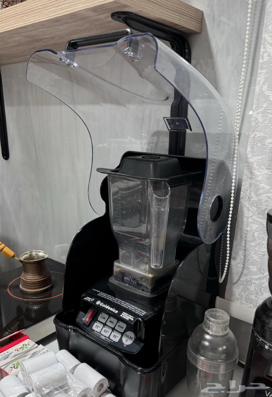 Ice blender with mute function - excellent condition. Contact via WhatsApp63415515628546116