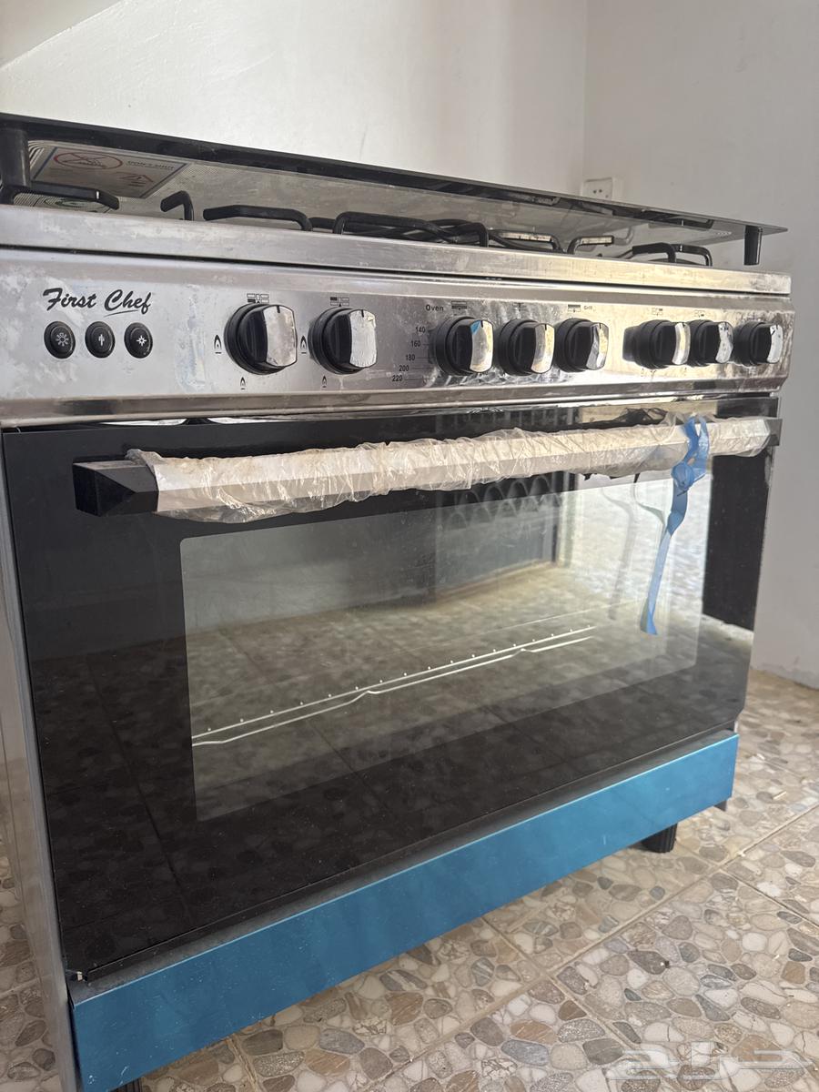 Semi-new gas oven63417980285058113
