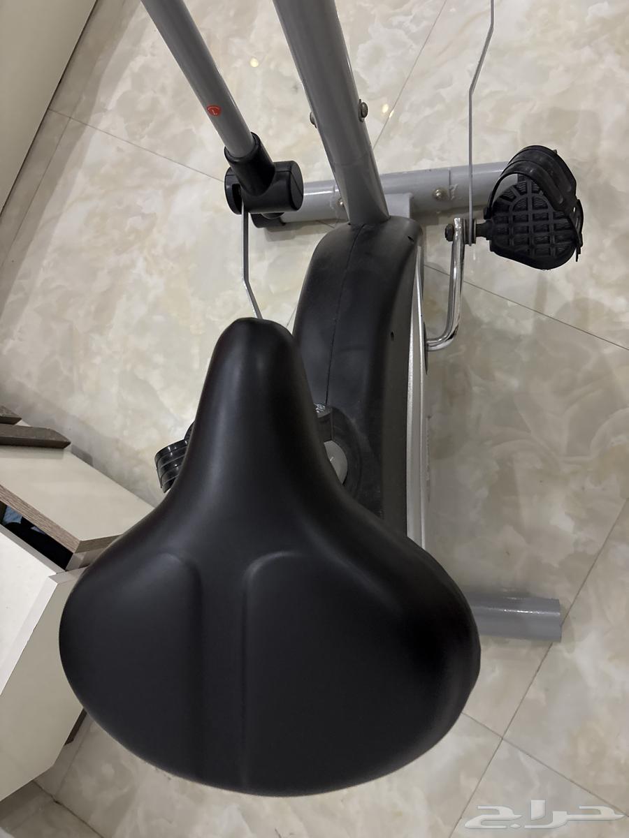 Stationary exercise bike63414841102723113
