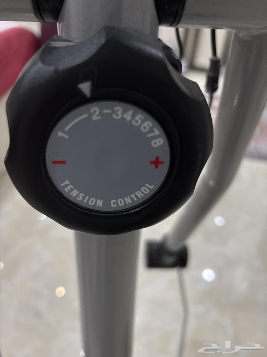 Stationary exercise bike63414841102723112