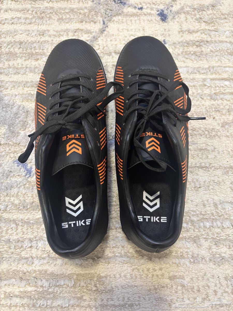 Football shoe63413400850817111