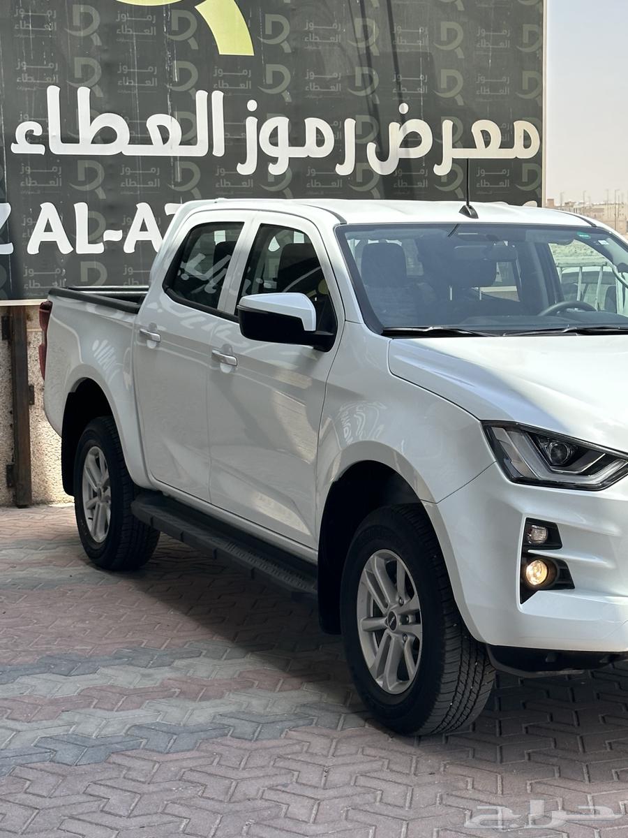 Isuzu D-Max - 5,000 km odometer - 2023 without double cab (Sold)63611991022466114
