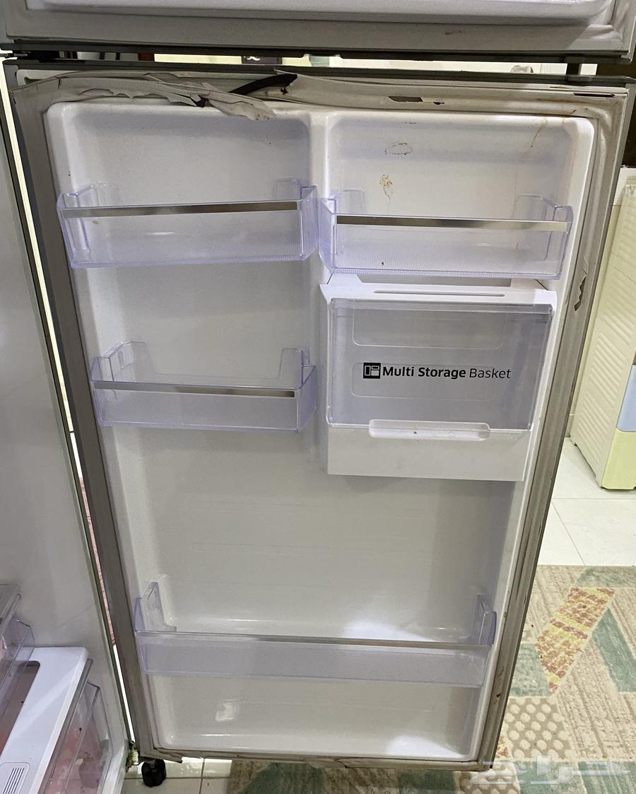 Samsung refrigerator for sale, 16 cubic feet63419813959299116