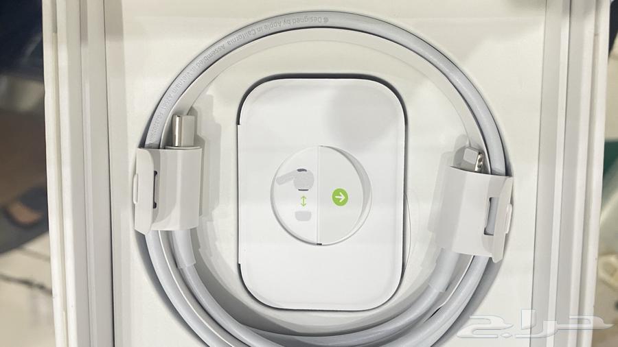 Apple AirPods Pro earbuds63413375079299114
