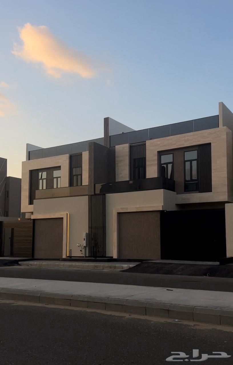 Villa, Wali Al-Amr Plan, 8 Classic Modern63440778803201111