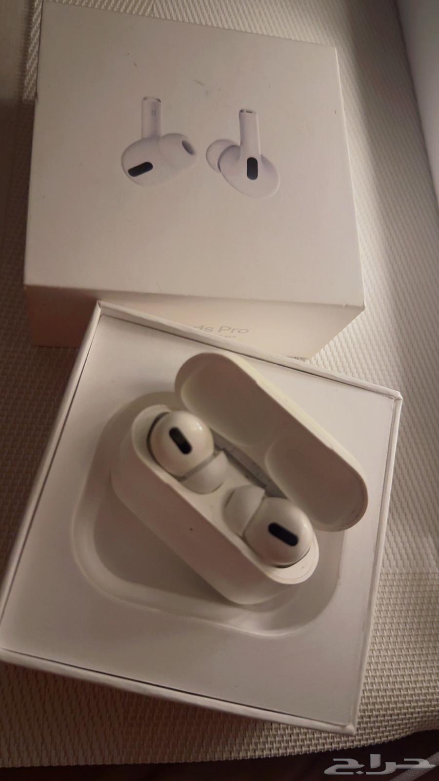 Apple AirPods Pro earphones634122307978271114