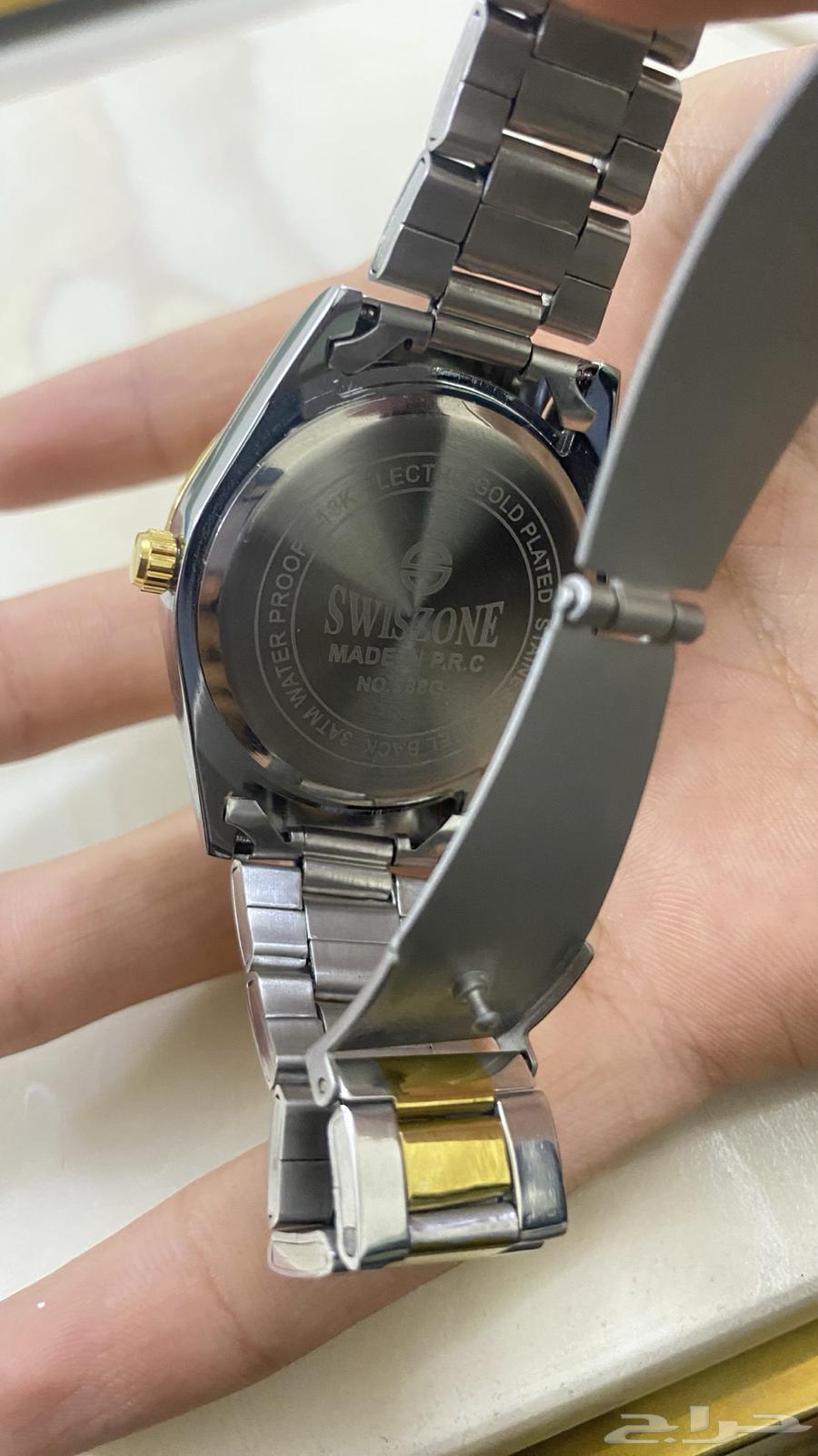 ساعة يد رجاليه استيل swiszone gold نظيفه جدا63042079299842114